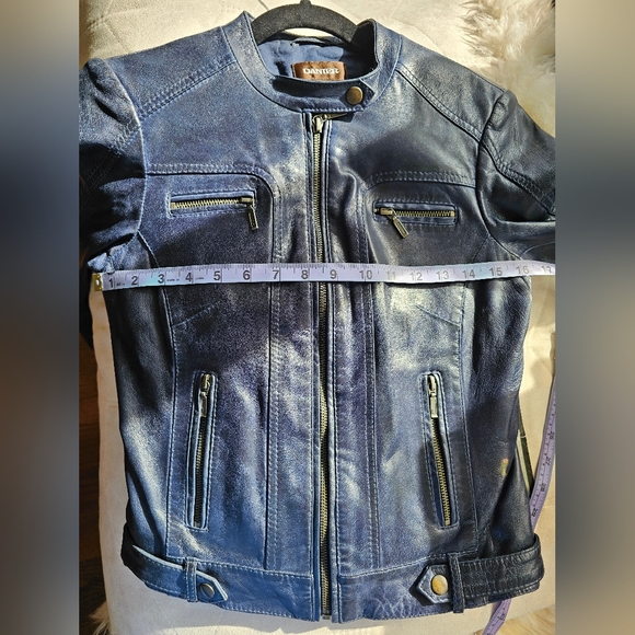 Danier Jacket - Picture 3 of 10